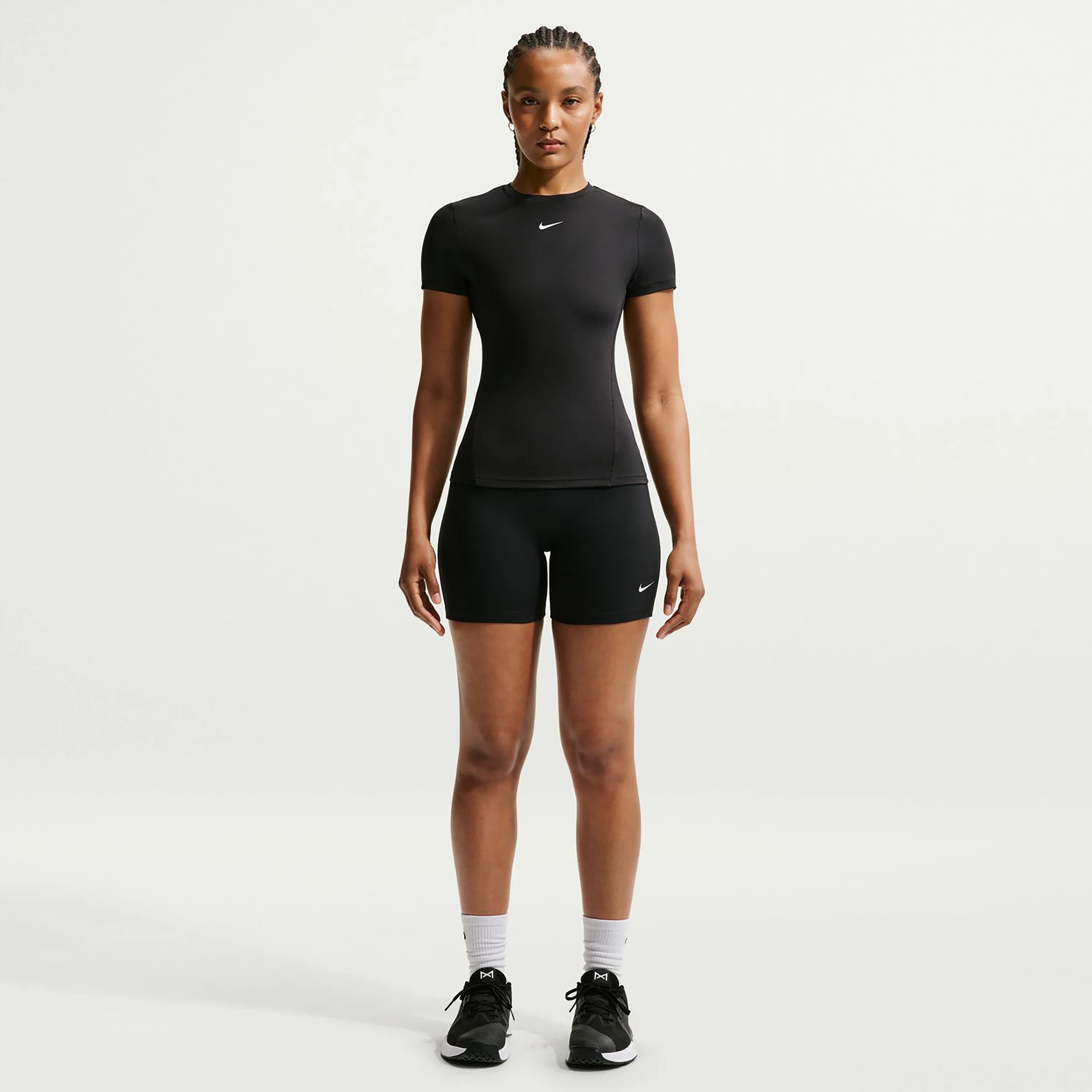 One Fitted T-shirt Dames - zwart - Image 3