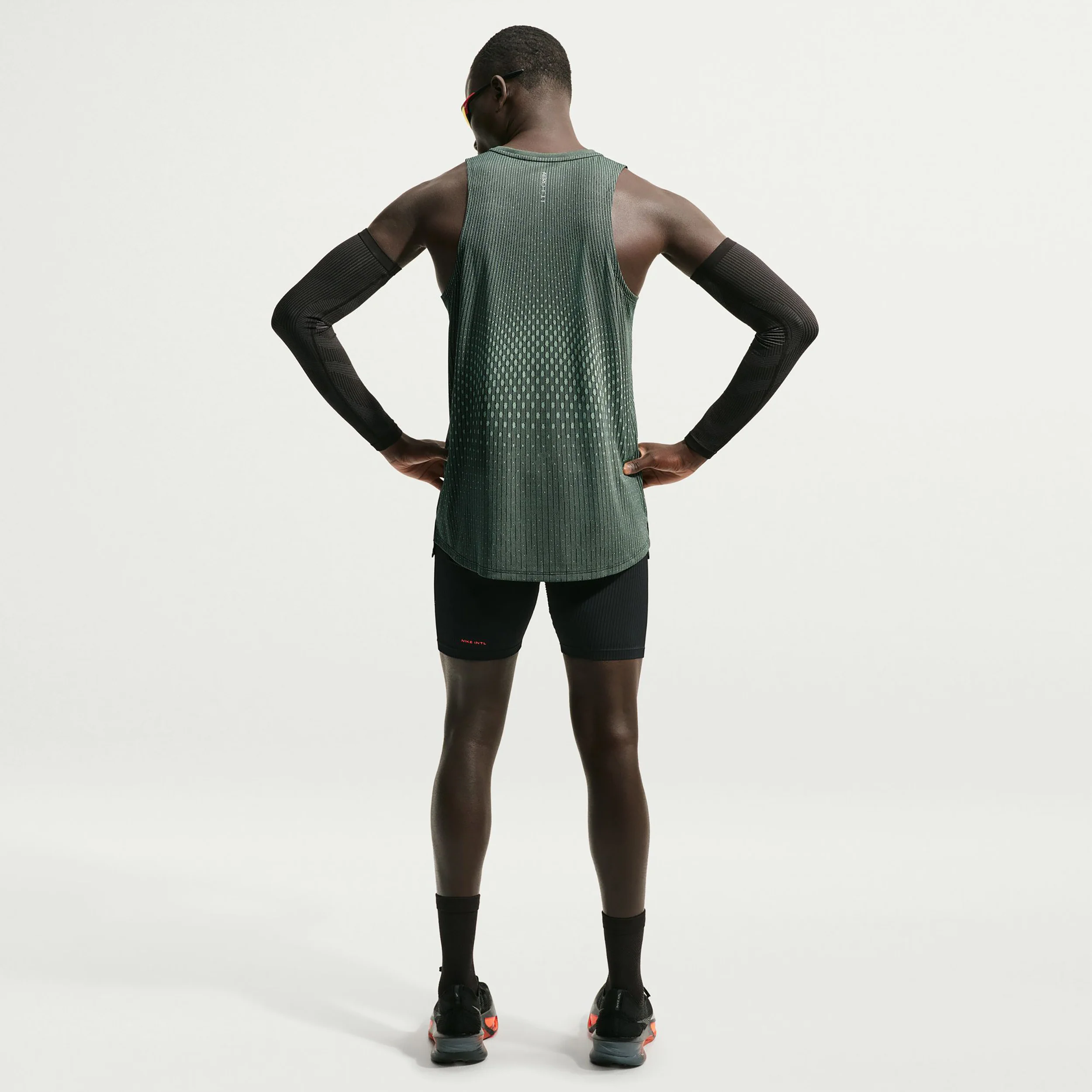 Stride Hardloopshirt Heren - olijf, zilver - Image 2