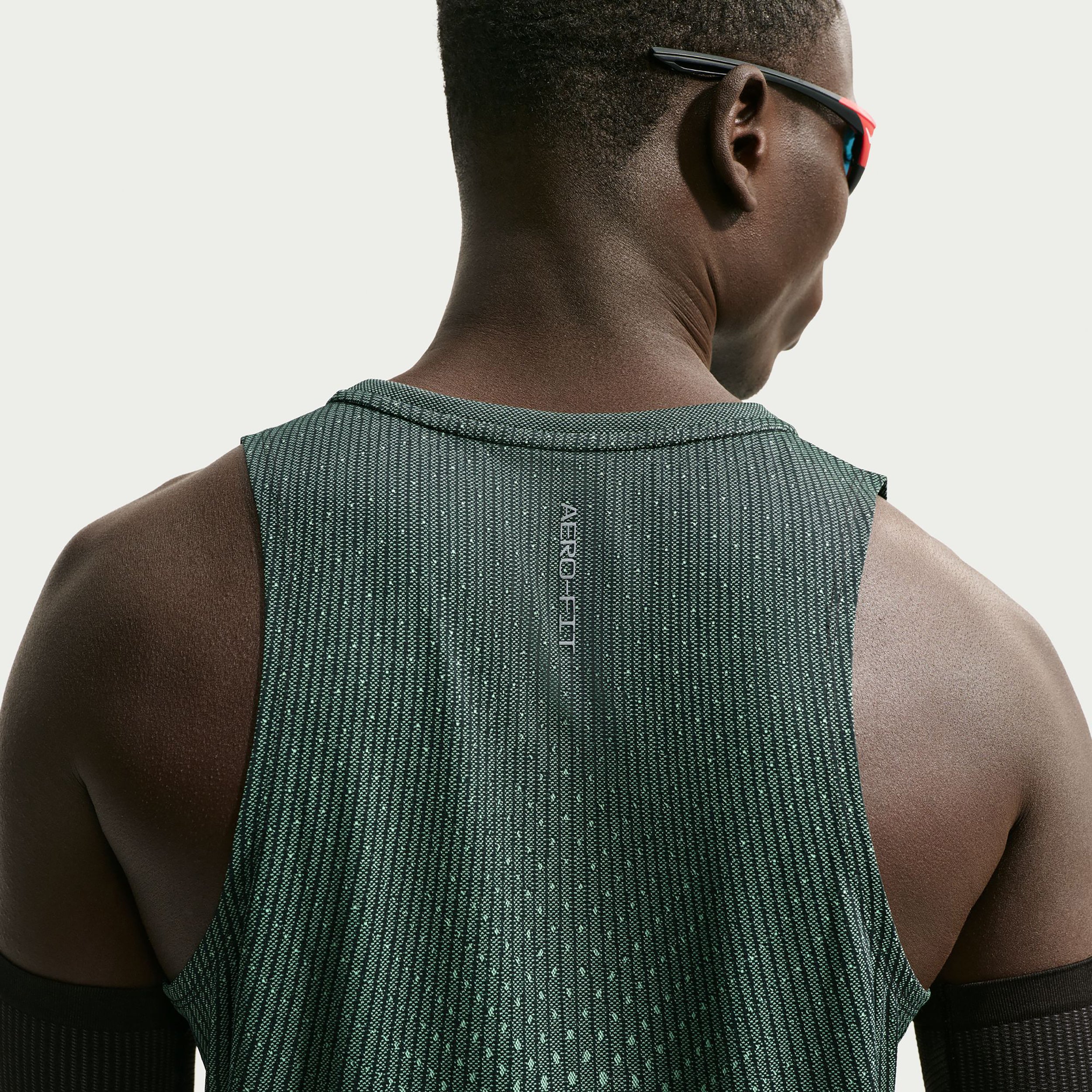 Stride Hardloopshirt Heren - olijf, zilver - Image 4